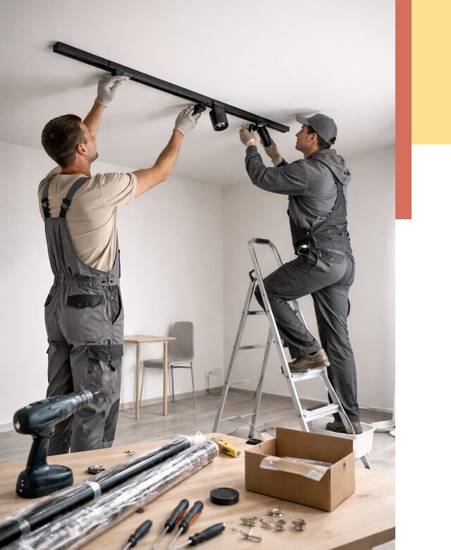 Установка трековых светильников в натяжной потолок в Майкопе от 4246 руб. | ОТДЕЛОЧНИК-Мкп